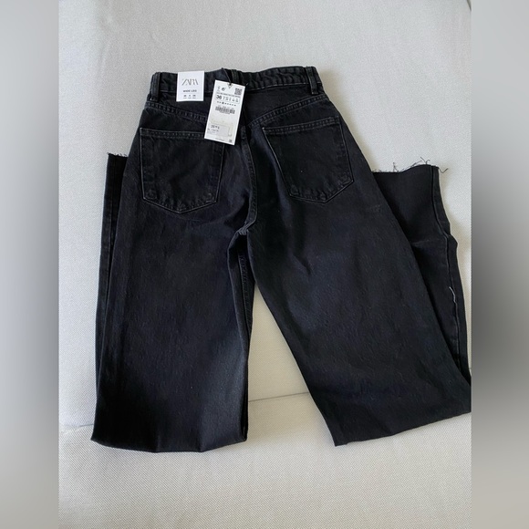 🛍️NEW ZARA BLOGGERS FAVOURITE HIGH WAISTED JEANS IN BLACK - Picture 5 of 5